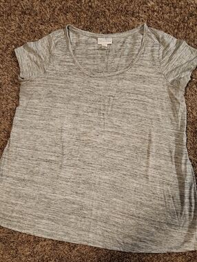 Kenar Light Gray Heather Scoop Neck Short Sleeve Tee